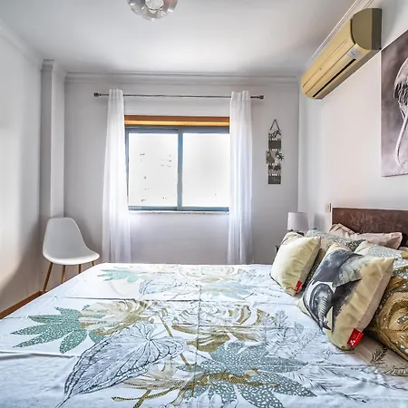 At15 Cosmopolitan 3 Bedroom, 2 Bathroom In Appartement
